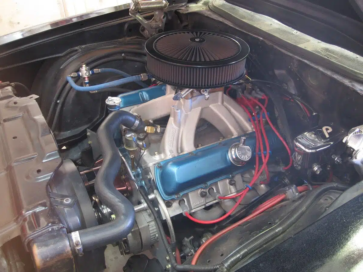 70 Oldsmobile Cutlass Carbureted