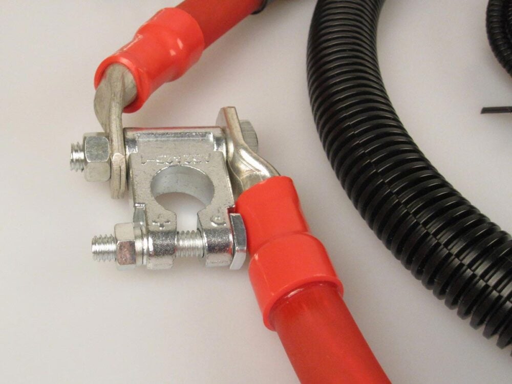 2003-2007 Ford 6.0L Power Stroke Diesel Truck Battery Cable Kit Battery Clamp Close-up