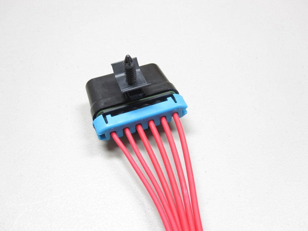 Metri-Pack280 triple fuse kit assembled rear