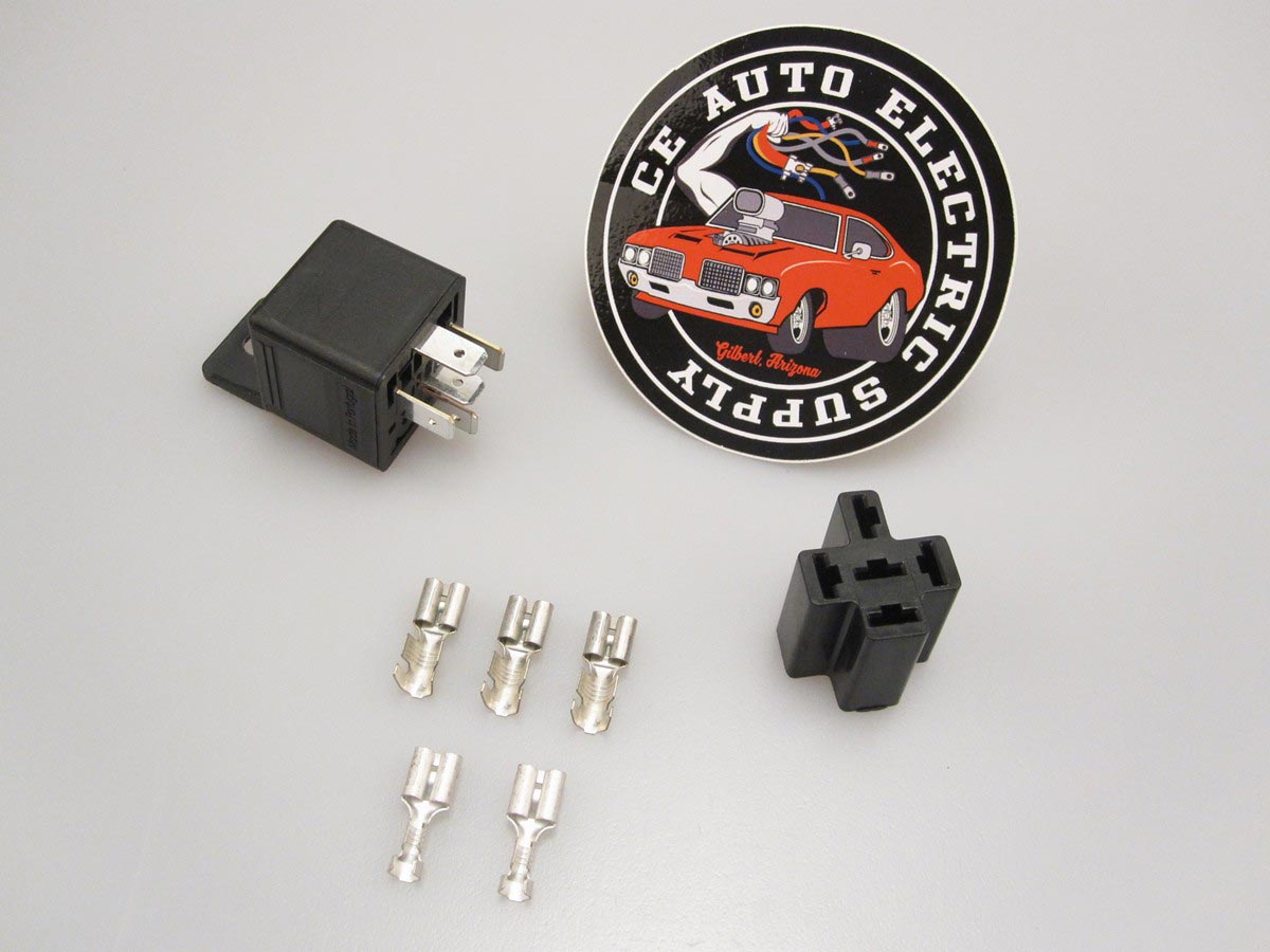 Tyco 50/20 Amp Relay with Socket Kit
