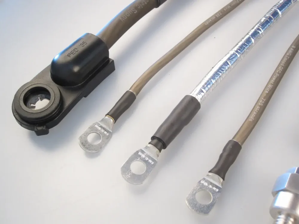 1995-1997 Chevrolet GMC / 1500 Battery Cable Kit - Ground Cables Close-up
